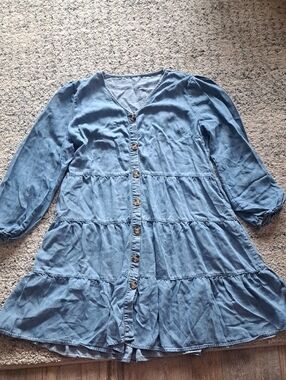 Light Denim Button-Front Tiered Dress M